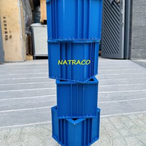 Khuôn đúc mẫu bê tông chất lượng cao dùng để tạo mẫu bê tông lập phương phục vụ thí nghiệm cường độ nén, độ bền vật liệu trong phòng thí nghiệm xây dựng.