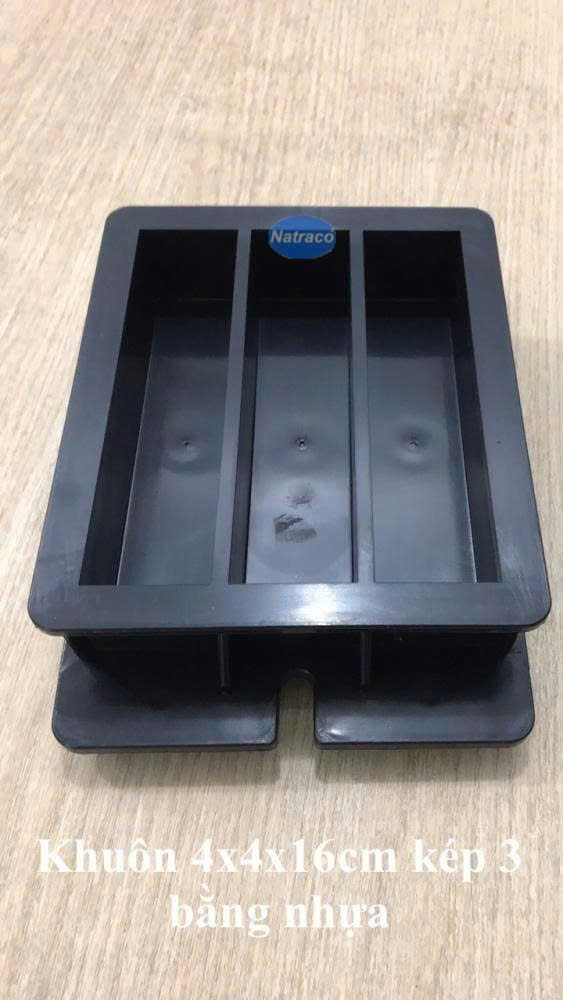 Khuôn 4x4x16cm kép 3 bằng nhựa