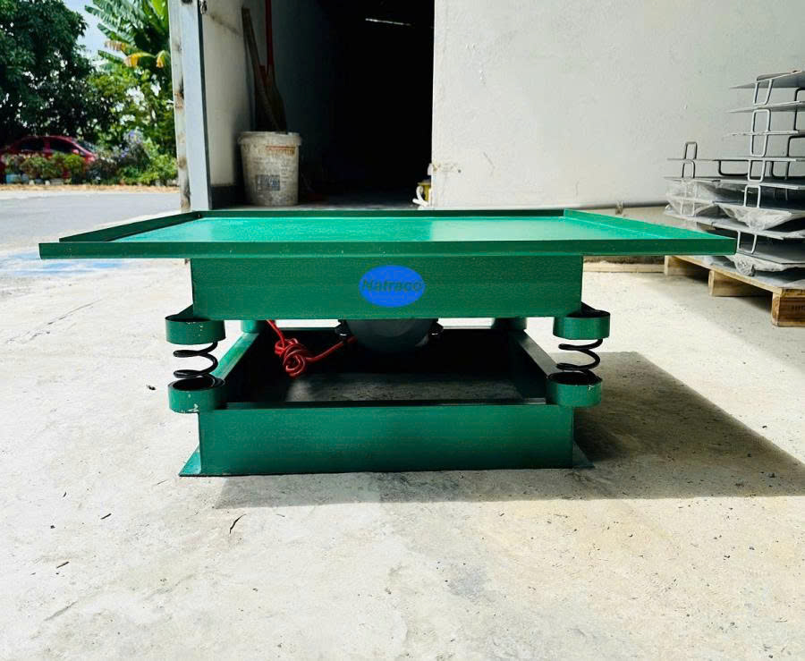 Bàn thí nghiệm rung tạo mẫu bê tông
