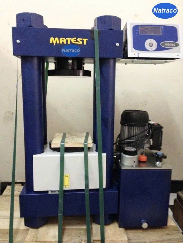 Máy nén bê tông 300 tấn matest