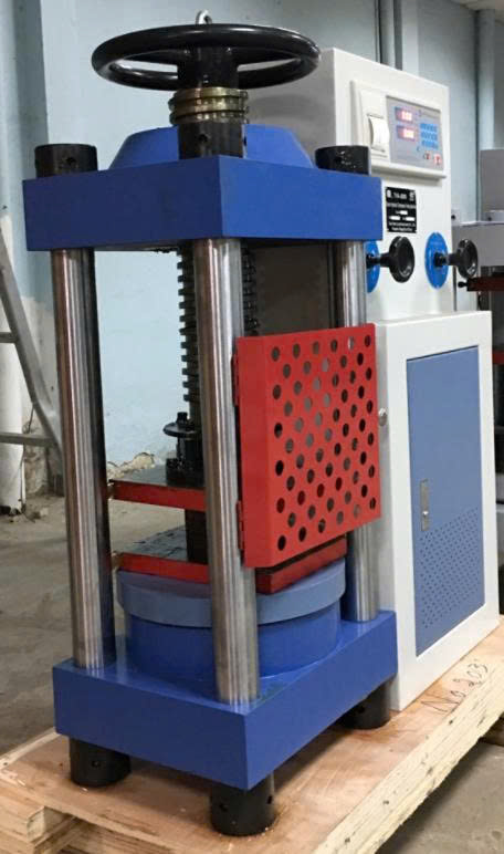 Máy nén bê tông điện tử 200 tấn