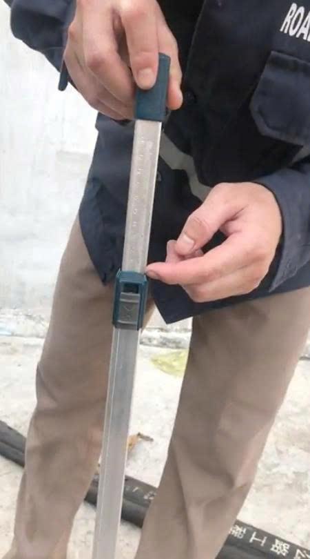 Thước 3m đo đường